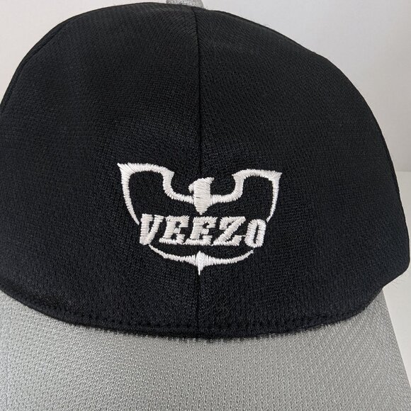 Veezo White Embroidered Logo Men's Black Adjustable Strap Back Cap Hat NWOT - Picture 1 of 7
